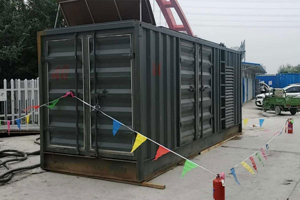 武清发电机租赁空气滤清器多久更换一次？